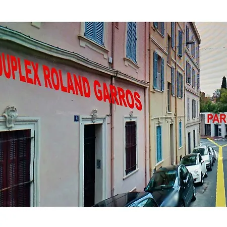 Appartement Duplex 5 *